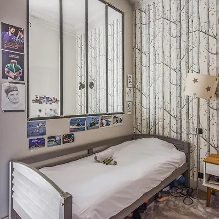 Wonderful Flat 10 Min Away From The Champs Elysees - - Welkeys * Paris